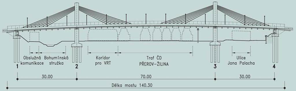 Ocelová konstrukce mostovky byla postupně smontována za opěrou a následně vysunuta do projektované polohy.