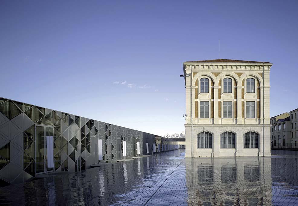 CITÉ DU DESIGN SAINT -ETIENNE FRANCIE MĚSTO DESIGNU - PLATFORMA VYŠŠÍHO VZDĚLÁVÁNÍ,