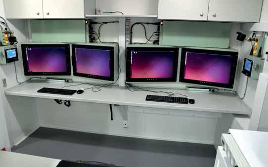 průmyslové počítače RETIA a high-tech projekt NATO AGS 19 Pardubická společnost RETIA předala koncem roku 2016 Severoatlantické alianci poslední speciální mobilní pracoviště pro operátory sledovacího