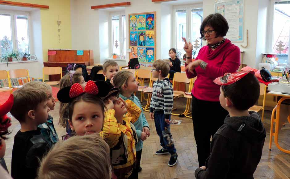 Mateřská škola od ledna do března MŠ v novém roce Starý rok jsme v MŠ zakončili pohádkou O nepovedeném čertíkovi a využili jsme nabídky Pedagogicko psychologické poradny v Táboře, která u nás ve