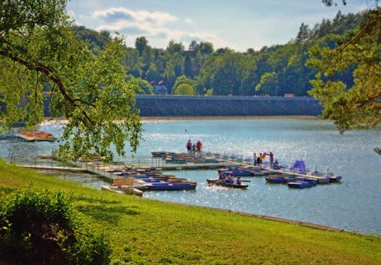 Nabídka je pestrá Sport, relaxace, poznání Jedinečnost lázeňského města i jeho okolí láká návštěvníky k