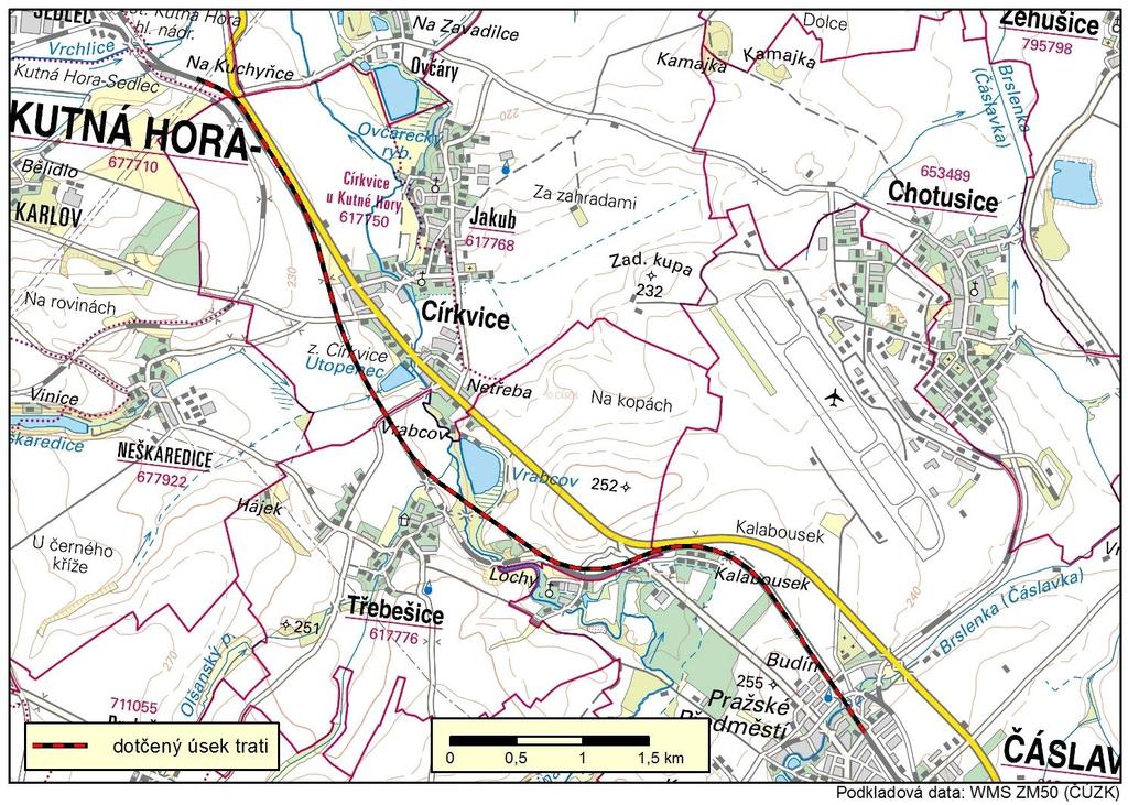 Dovolená traťová třída zatížení je D4, rychlost 80 až 120 km/h. Provozovatelem dráhy je SŽDCs. o., místním správcem OŘ Praha.