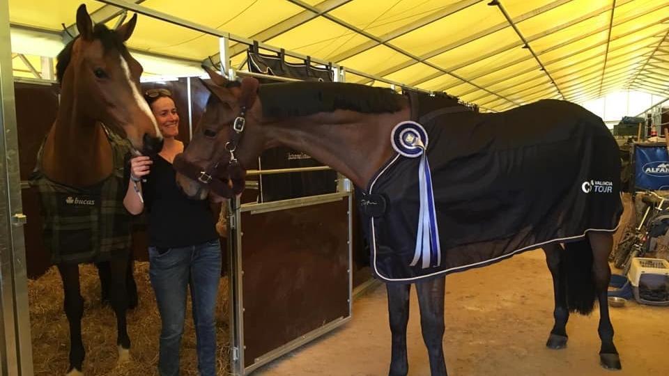 Zelinková slavila vítězství v túrách pro mladé koně ve Valencii Členka reprezentačního kádru Zuzana Zelinková vyrazila na několik týdnů do Španělska, kde závodila především s mladými koňmi.