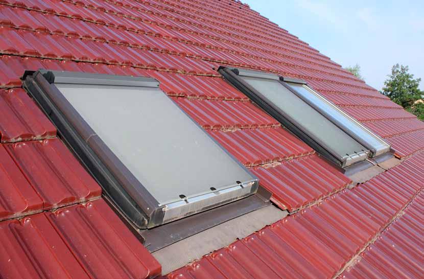 ISOTRA SCREEN sky Screenová roleta ISOTRA SCREEN SKY představuje moderní variantu zastínění pro střešní okna. V létě ochrání podkroví před přehříváním, v zimě zabrání úniku tepla.