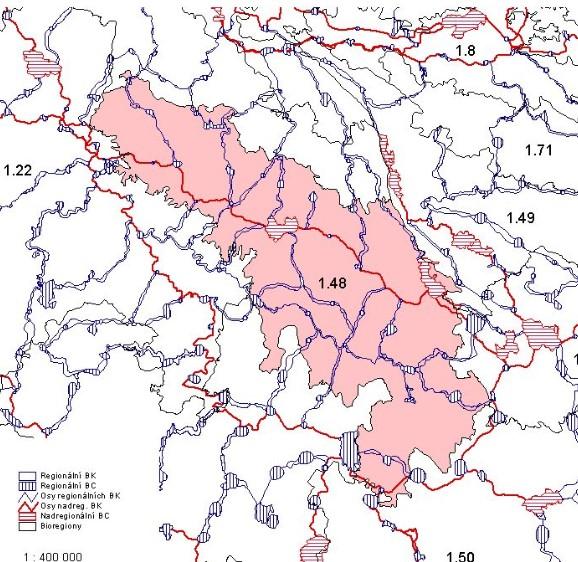 Českomoravská soustava zabírá jihovýchodní část České vysočiny. Je značně různorodá. Jižně od prahy se rozkládá rozsáhlá podsoustava Středočeská pahorkatina.