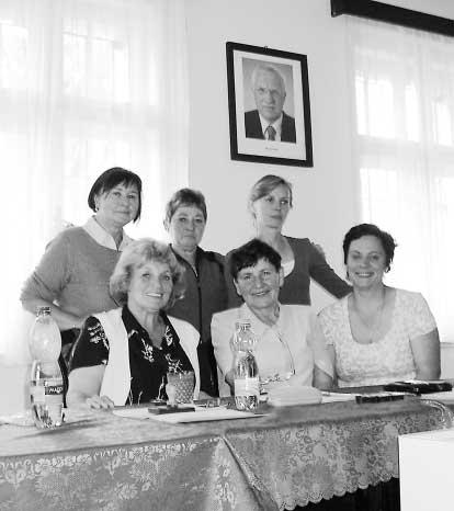Z ãinnosti Obecního úfiadu V mûsíci dubnu 2010 se provedla v mûna vodomûrû u v ech bytû v domech 43, 47 a 48.
