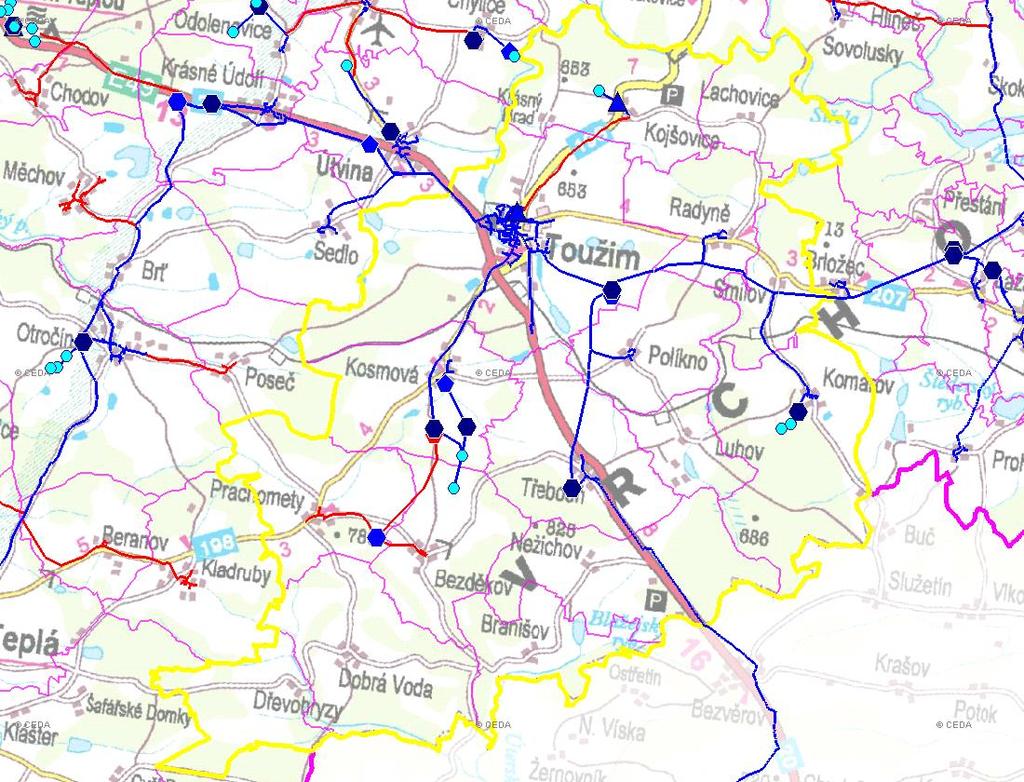 D. VODOVODY D.1 POTŘEBA VODY Z BILANCE Základní parametry: Ozn.: Jednotky: Rok: 22 25 21 215 Počet všech zásobených obyvatel Nz obyvatel 45 44 42 41 Voda vyrobená celkem VVR tis.