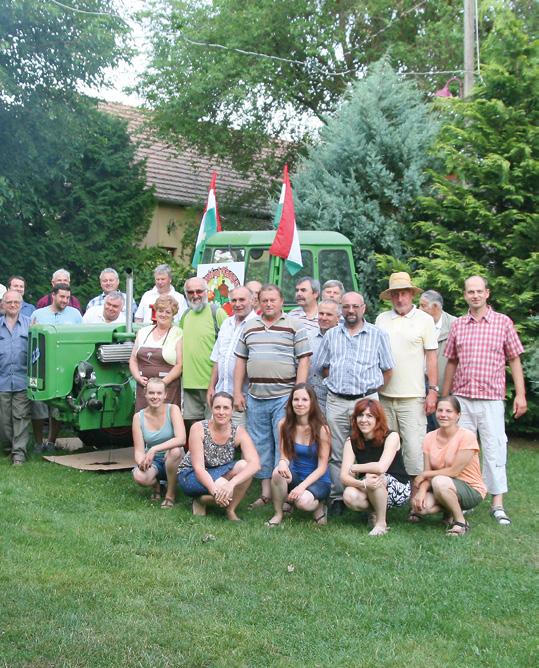 Praha Maďarské rodinné farmy Exkurze do Maďarska přinesla účastníkům možnost porovnat úroveň a situaci v zemědělství a také využití a aplikaci státních i evropských dotací u našich skorosousedů.