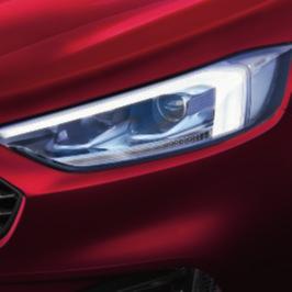 8stupňová automatická převodovka e-shifter Nová, zdokonalená 8stupňová automatická převodovka se snadno ovládá otočným voličem rychlostních stupňů.