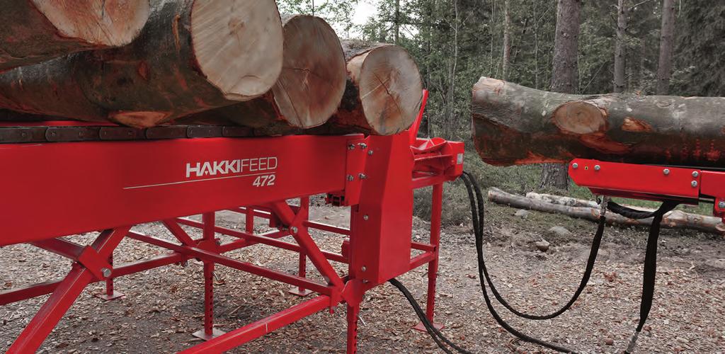 hydraulickému podávacímu stojanu HakkiFeed 422 je podávání klád jednoduchou záležitostí.