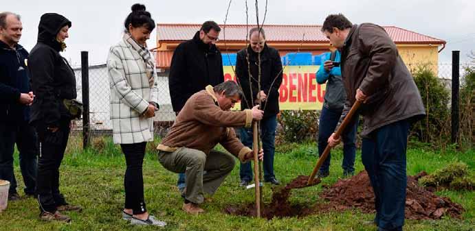 zprávy z lokalit Program na lokalitě Čertovka: foto: Richard Kanta Pochod z Blatna přes Blatenský svah k Lubenci až do kostela sv.