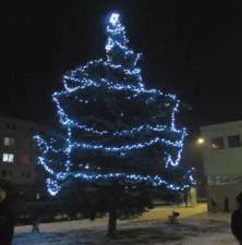Od 17 hodin vystouply dûti z matefiské