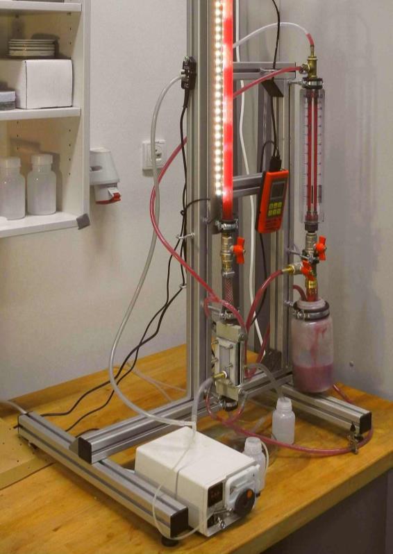 C4. Simulace procesu filtrace vody pro čistitelné membrány Název zařízení: LSD 15 (Liquid Separation Device) Kontakt: Jakub Hrůza (jakub.hruza@tul.cz), Petr Bílek (petr.