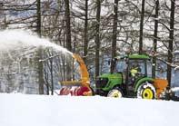 21 Kompaktní traktory, velké šasi Řada 4000 Řada