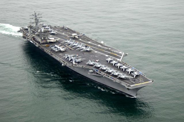 Vztahy mezi objekty Třída lodí Nimitz USS Nimitz (CVN 68)