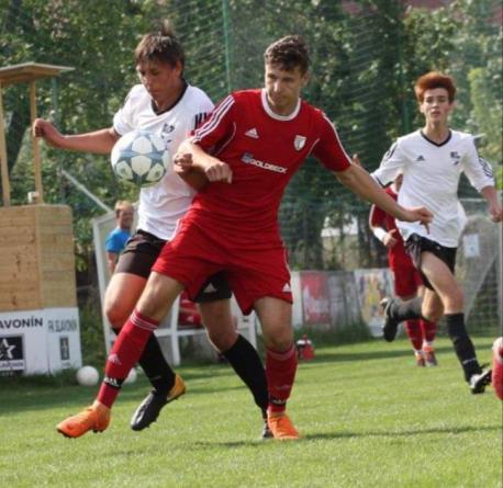 Představení hráče týmu - U 19 DOROST Jméno: Marek Zavadil Datum narození: 17. 9.