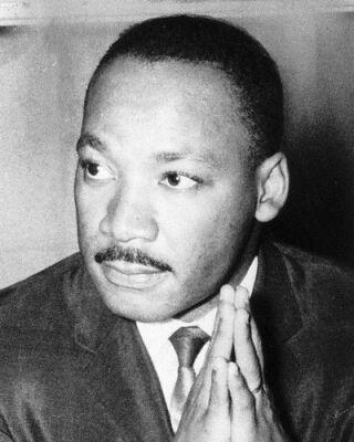 Martin Luther King (1929-1968) Zastřelen 1968 při projevu