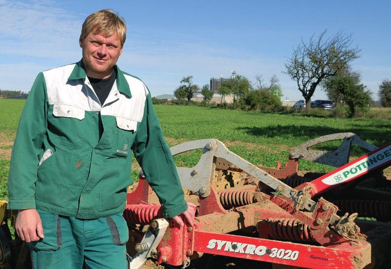 Obhospodařuje 160 hektarů, na kterých pěstuje ozimou řepku, loni s výnosem,1 tuny, dále ozimou pšenici s průměrným výnosem 8 tun, kukuřici na siláž do BPS pro družstvo Výčapy a jetel nachový na osivo.