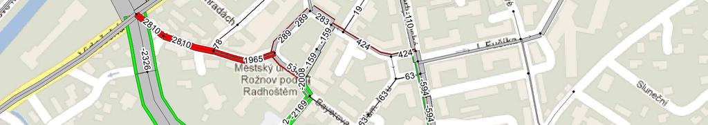 Obrázek 16: Rozdílový kartogram při úplném otevření centra města, varianta V4-verze Nádražní; údaje ve vozidlech za 24 hod., odhad pro rok 2016, výstup z modelové zatěžování Rozdílový kartogram, resp.