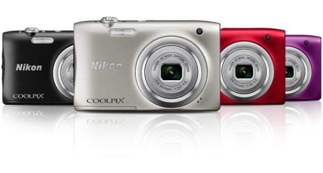 Digitální kompaktní fotoaparát Nikon Coolpix A100 Kompaktní fotoaparát Nikon COOLPIX A100 bude ideálním společníkem do každé rodiny.