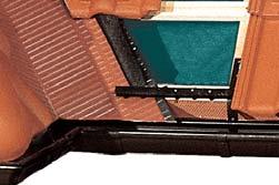 15LETÁ ZÁRUKA V případě, že se na střeše nacházejí okna pro větrání půdy a pro občasný výstup na střechu, je nutné je zvolit z těchto prvků: výstupní okna Luminex UNI Luminex PLUS - CL Luminex PLUS -