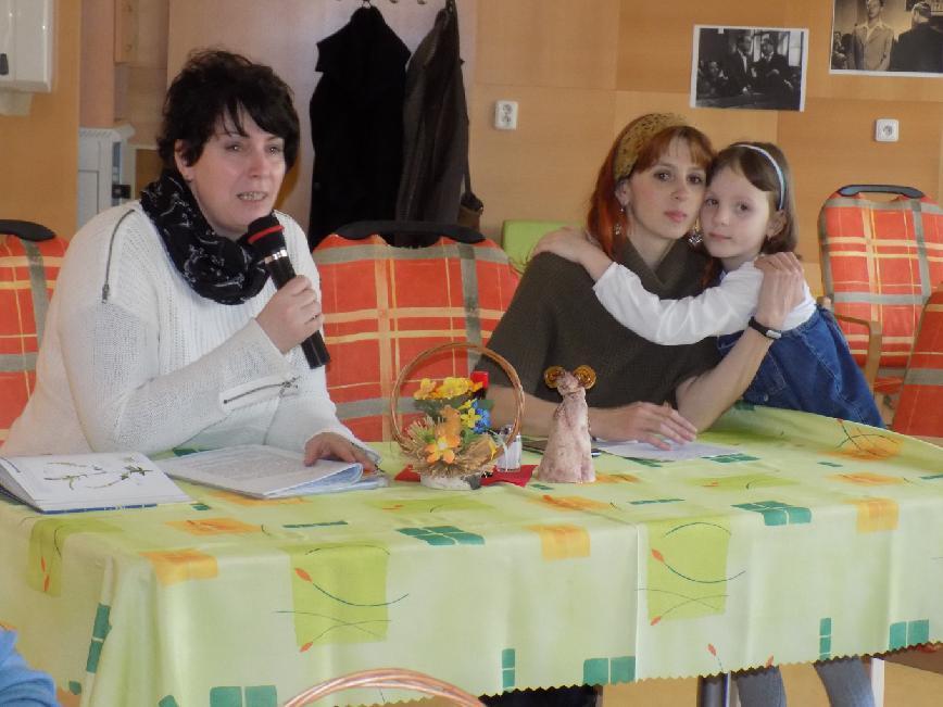 příroda a dokonce i pár příběhů ze své praxe. Divačky poslouchaly pozorně a zapojovaly se do diskuse se svými dotazy.