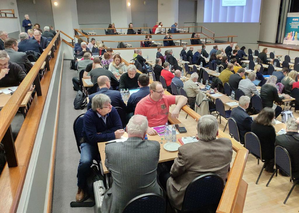 SPOLEČNÝM POSTUPEM SOCIÁLNÍCH PARTNERŮ K PŘÍPRAVĚ ODVĚTVÍ NA ZMĚNY DŮCHODOVÉHO SYSTÉMU ZÁVĚREČNÁ KONFERENCE Závěrečná konference projektu se konala v hotelu Olšanka v Praze Foto Zdeněk Švehla
