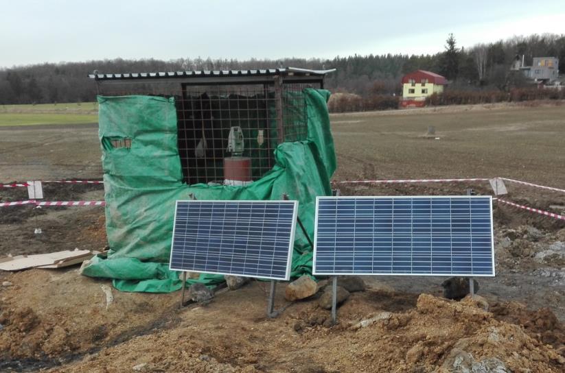 Obr. 6 Stanoviště automatického monitorovacího systému Měření sledovaných profilů probíhalo na stanoviskách každou hodinu v nepřetržitém provozu po dobu 2,5 měsíce (tj.