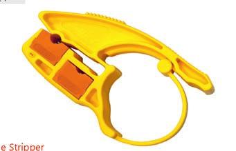 : 11331203 Key releasing the protection of DT sockets Installation tools : 10900014 : 10900015 BKT ONE Cable Stripper ź Precise cable stripper for removing insulation from UTP/STRP cables and RG59/6