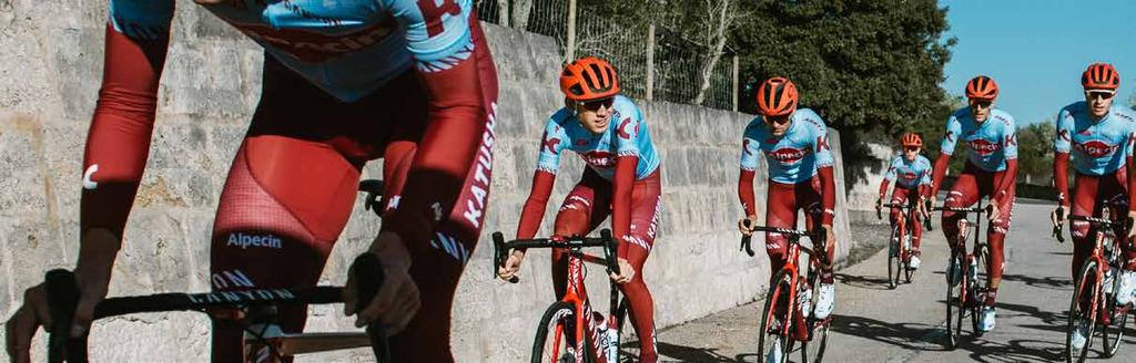 TEAM KATUSHA ALPECIN Na začátku ledna 2019 jsme zahájili oficiální spolupráci s profesionální cyklistickou stájí Team KATUSHA ALPECIN, který se v UCI ProTour pohybuje od roku 2009.