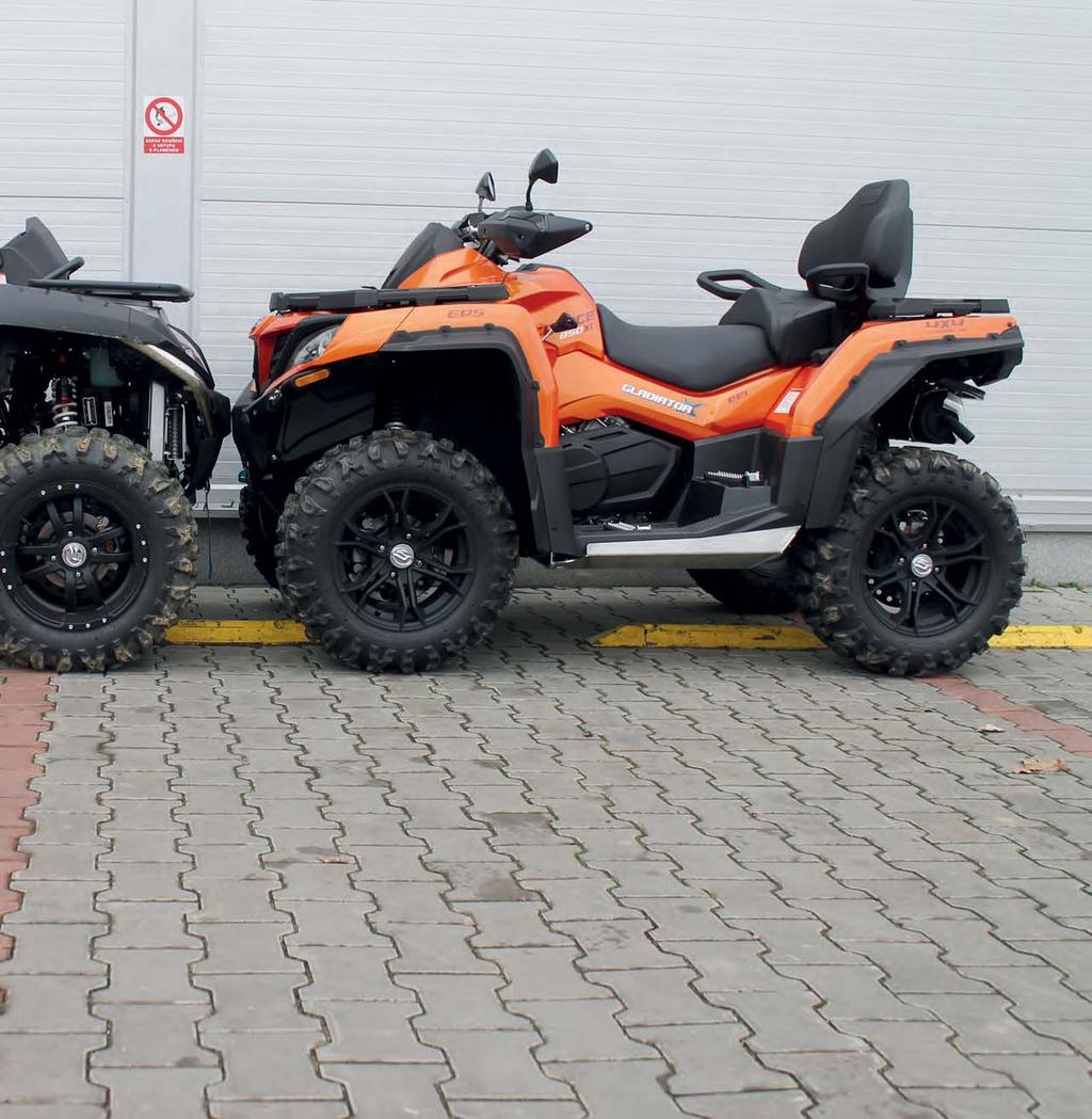 Podvozkově bude X850 fungovat ještě líp než X8, v příštím čísle se dočtete víc než X8, jeho karter odpovídá tomu z X520.