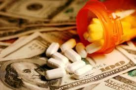 farmaceutického průmyslu činily 930 miliard USD (2014) Největší část