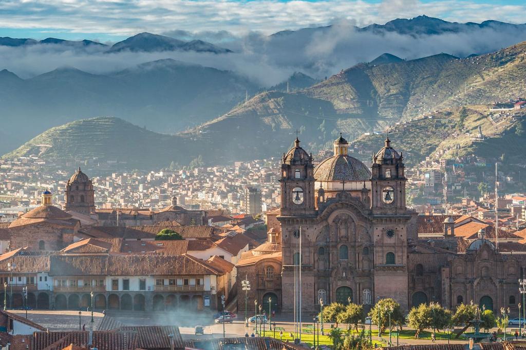 - v rámci poplatku za program je zahrnuto ubytování a strava - doba trvání je 2-4 týdny - program probíhá v lokalitě města Cusco - možnost zúčastnit se výletů organizovaných partnerskou agenturou