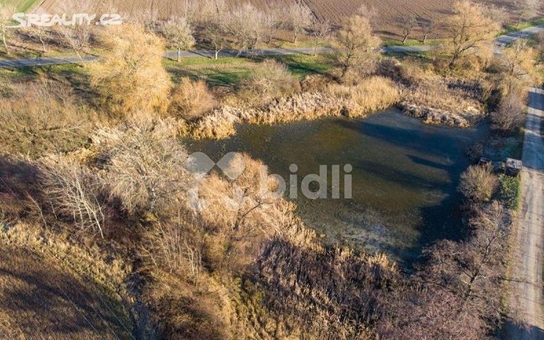 000,-Kč; 37 Kč/m 2 Nabídka k prodeji spolu s pozemky odvodní vodoteč a břehové pozemky s