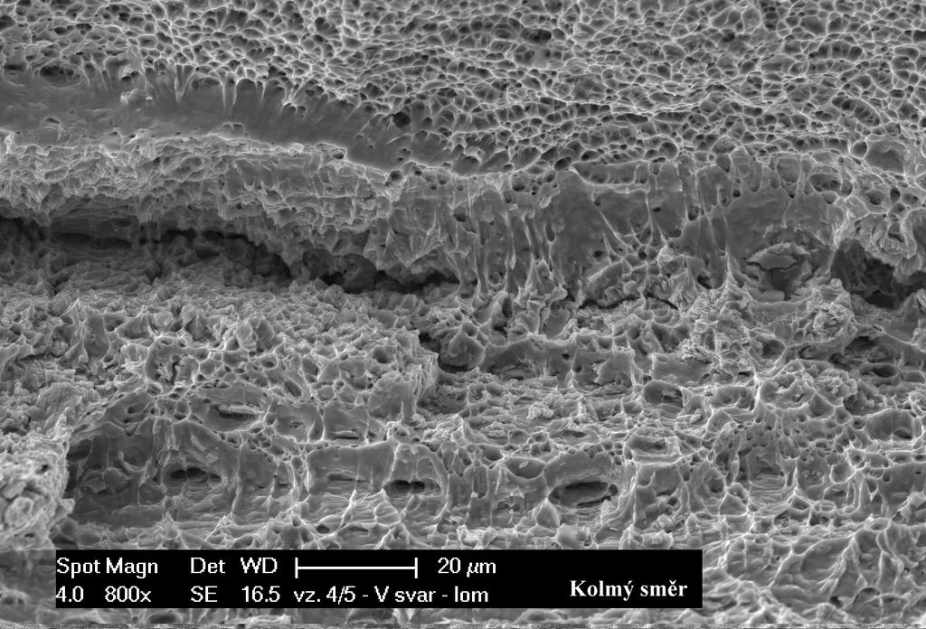 9 Makrosnímky tyček po zkoušce tahem v místě lomu zdokumentované v podélném metalografickém výbrusu po naleptání ve 3% roztoku NITAL Fig 9 - Macrophotos of specimens after the tensile test in the