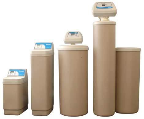 IONTOMĚNIČOVÁ ZAŘÍZENÍ - ZMĚKČOVAČE SORTIMENT 101.2 Změkčovací filtry se používají ke změkčování pitné nebo technologické vody pro nejrůznější použití.