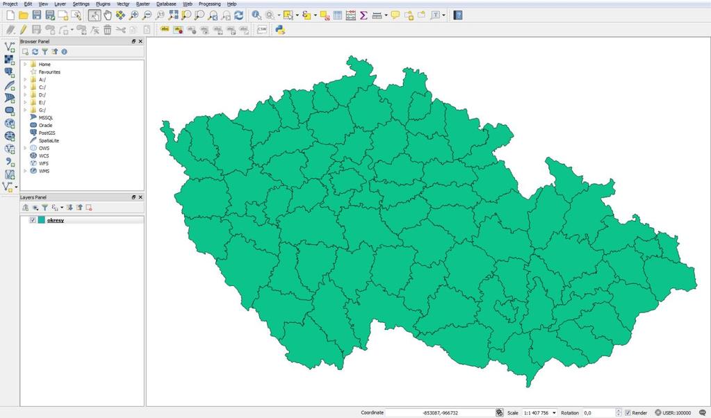 Krok 3: Nahraje se vrstva okresů ČR. Krok 4: Soubor se nahrál ve svém souřadnicovém systému (S-JTSK Krovak).