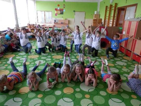 vystupovat před veřejností Zvládne taneční vystoupení Vánoční besídka Vánoční vystoupení