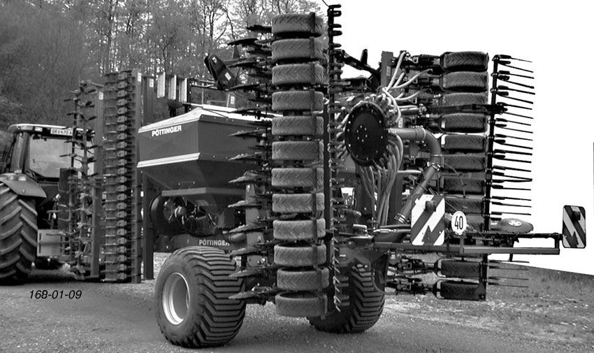 PÿIPOJENÕ K TRAKTORU P ipojenì k traktoru - P ipojte spodnì ramena hydrauliky traktoru na p Ìpojnou liötu (obr.