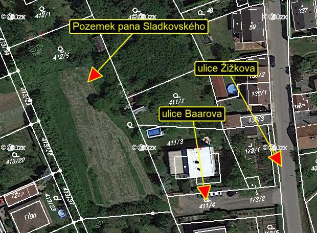 SITUACE: Pří hod To áš Čapek: : DISKUZE: Zastupitelka Bará ková: dotaz, zda je ý alý ajitele fir Re t s. r. o.