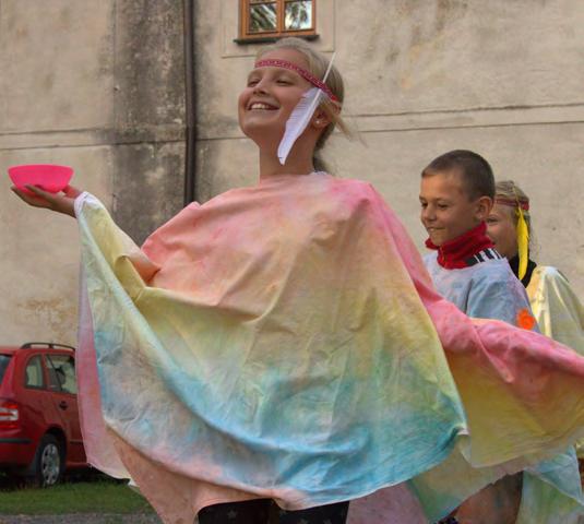 5 CHALOUPKY 2019 Milí rodiče, milé děti, na rok 2019 jsme pro vás připravili opět výběr z mnoha táborů a chaloupek. Přihlašování na letní tábory a chaloupky bude zahájeno od 1.