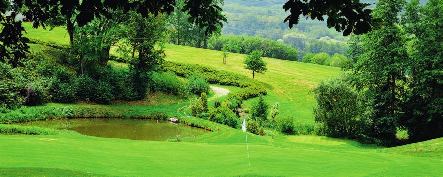 8 golf Golfové pobyty v Kostelci Pro zájemce o golfovou hru mají v nabídce golfové pobyty pro začátečníky i zkušené golfisty. ybírat je možné z víkendového nebo týdenního pobytu.