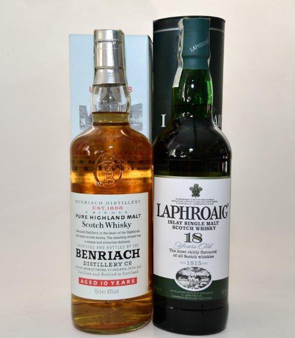 Položka č.35 Laphroaig 18yo Laphroaig 18yo byla představena v roce 2009 jako náhrada za 15letou verzi, čímž jistě neudělali moc velkou radost princi Charlesovi, který ji měl ve velké oblibě.