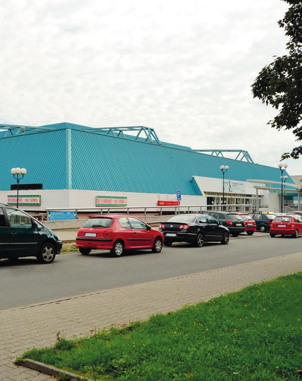 Dostavba krytého zimního stadionu městské společnosti SAREZA v Ostravě-Porubě je doposud jediným sportovním objektem, který prestižní výroční ocenění získal / Dům