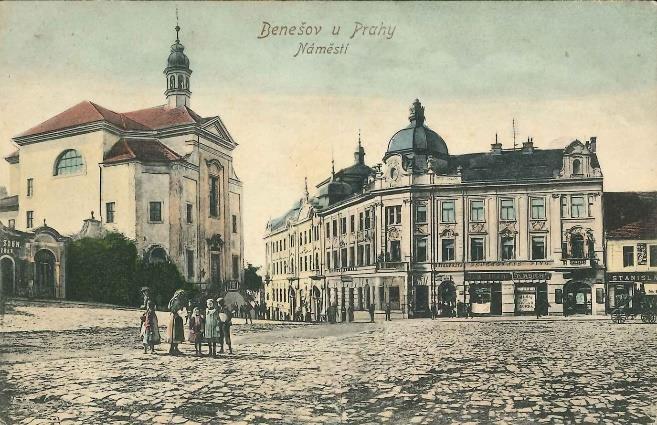 Obrázek 2 gfg Hodějovským byl však po bitvě na Bílé hoře majetek zkonfiskován a v roce 1623 jej koupil Albrecht z Valdštejna, od něj ještě toho roku Pavel Michna z Vacínova.