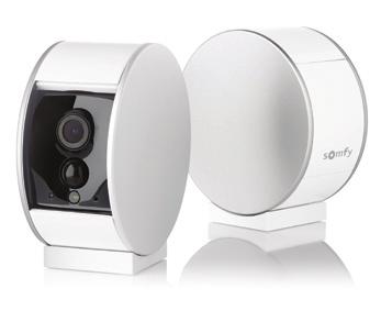 Sledování interiéru Interiérová kamera Somfy Zabezpečení, které respektuje vaše soukromí ROKY ZÁRUKA První sledovací kamera, která vám umožňuje dohled nad domovem a zároveň respektuje vaše soukromí.