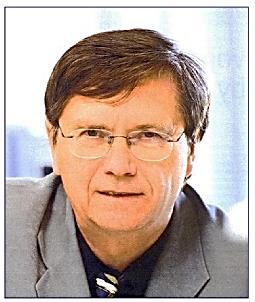 večer po těžké nemoci nás dočasně opustil ve věku 69 let Prof. RNDr. Vladimír Král, DSc. S naším drahým se rozloučíme v pátek 26.4.
