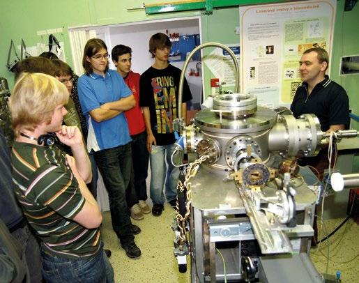 cz Laboratoř AFM-STM Technologie MBE Termoelektrická konverze tepla v elektřinu Rentgenová strukturní analýza Technologie, kterou nobelisté připravovali modré diody Hravá fyzika