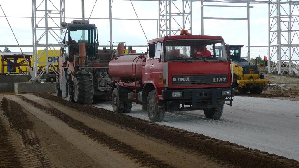 Úprava zemin vápnem a/nebo hydraulickými pojivy