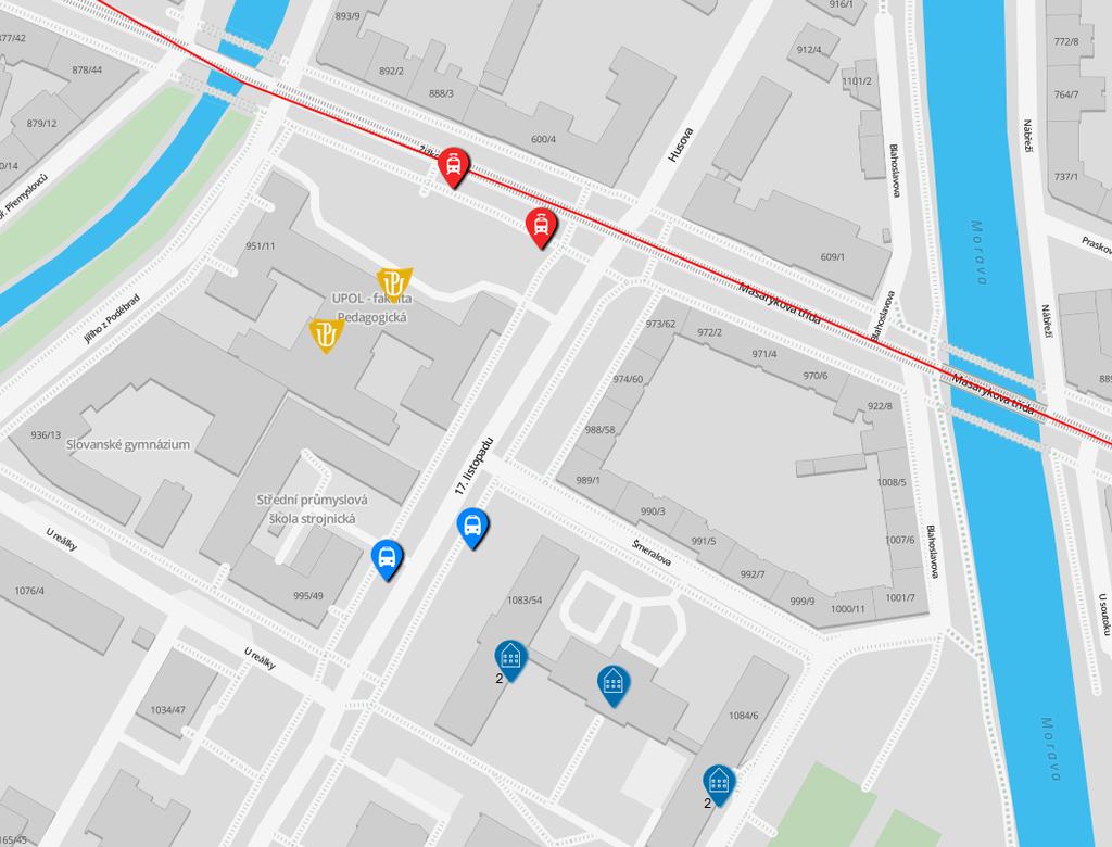 DOPRAVA Zastávky: Žižkovo náměstí a Třída 17. listopadu Tramvaj č. 2, 3, 4 a 6 Autobusy č. 11, 13 a 20 Parkoviště budova UPOL se nachází mimo zóny placeného parkování (více na https://parkovani.